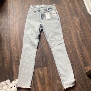Good American Good Legs Crop Jean